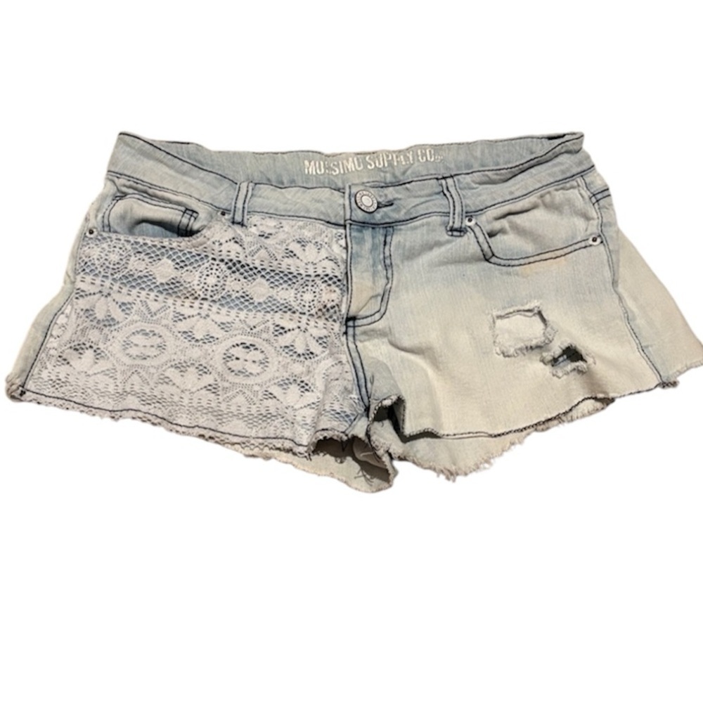 Mossimo Supply Co. Light Wash Denim Shorts Lace Distressed Size 7/28